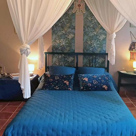 Correns Une Chambre En Provence מראה חיצוני תמונה