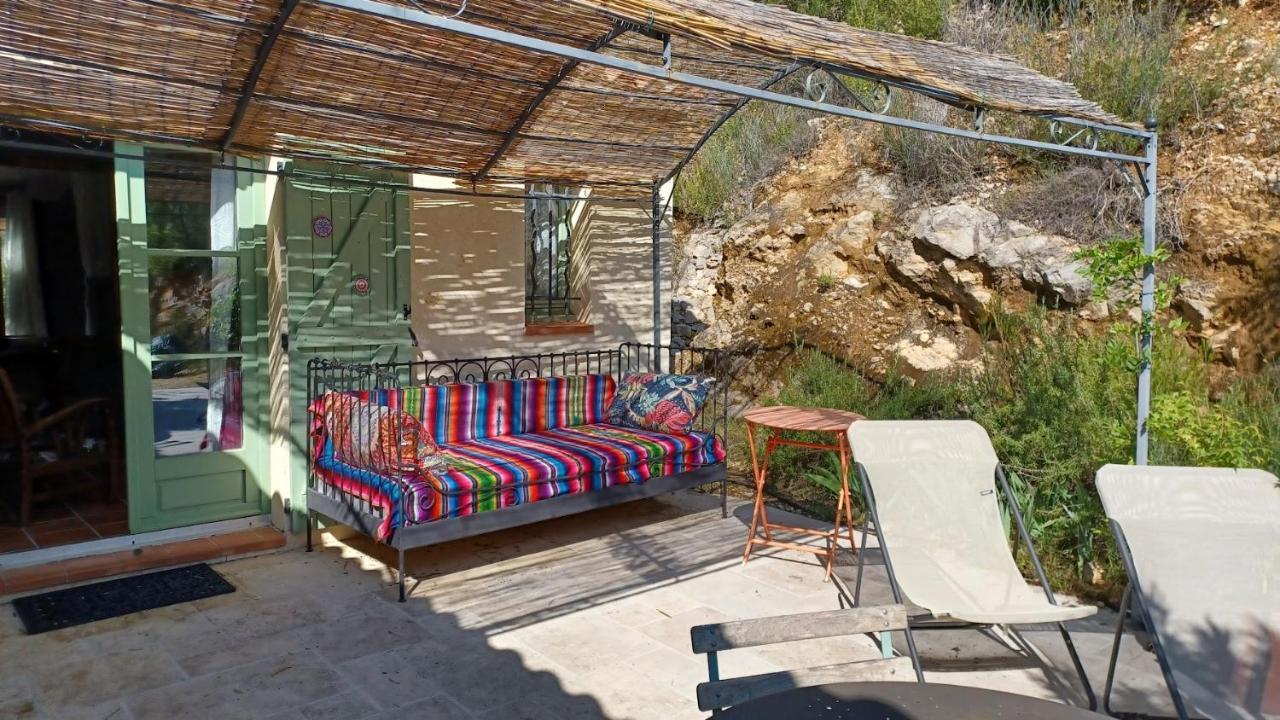 Correns Une Chambre En Provence מראה חיצוני תמונה